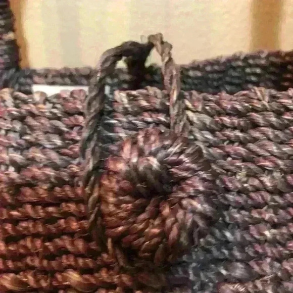 NWT! Croft & Barrow Embroidered Straw Tote Bag. - Picture 3 of 5